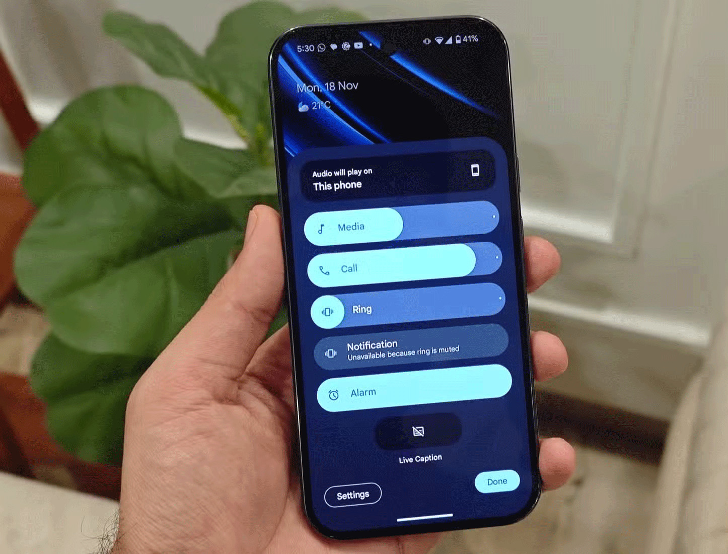 Bảng điều khiển âm lượng chi tiết trên Android